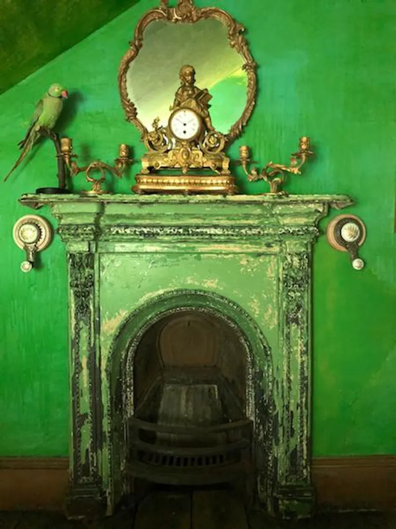 Fireplace at Film location E475 in Wales (photo 21)