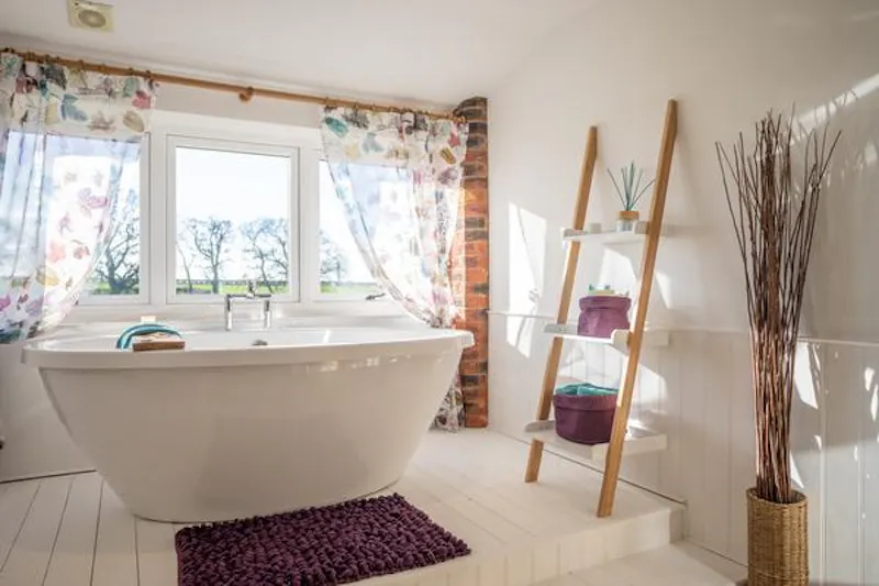 Bathroom at Brinkworth stable conversion, L710 (photo 10)