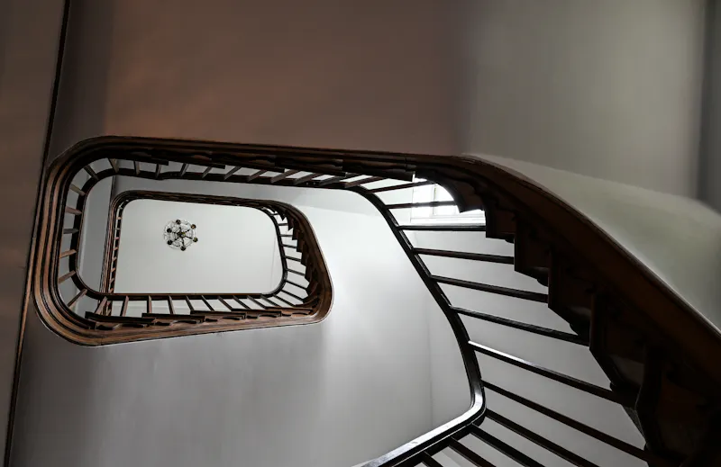 Staircase at Opulent Seend Georgian house, A1523 (photo 22)