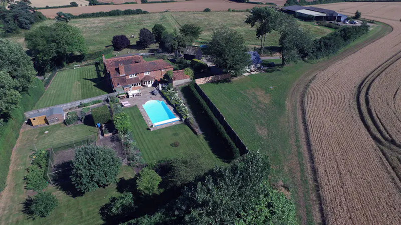 Swimming pool - outdoor at Choosey Farm, North Warnborough, L714 (photo 35)