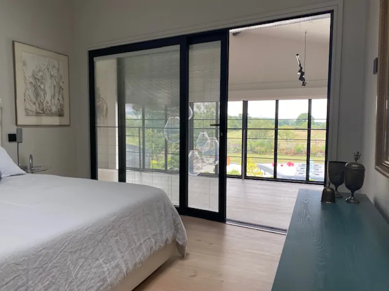 Bedroom at Striking modern Sevenoaks barn, K452 (photo 18)