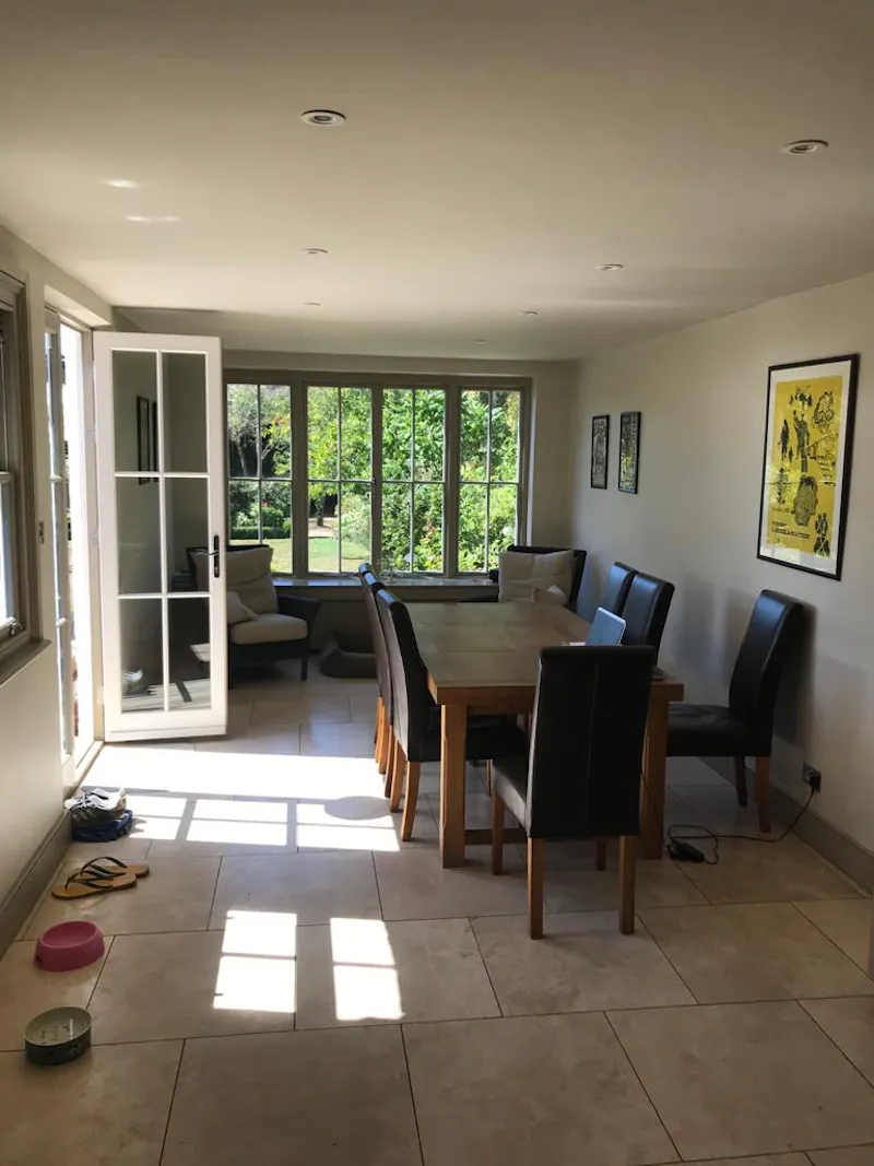 Dining room at Large detached home in  Ealing, B1046 (photo 6)