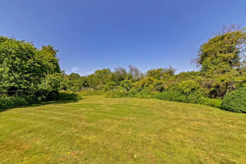 Views - country at The Dower House, Aylesbury, C165 (photo 29)