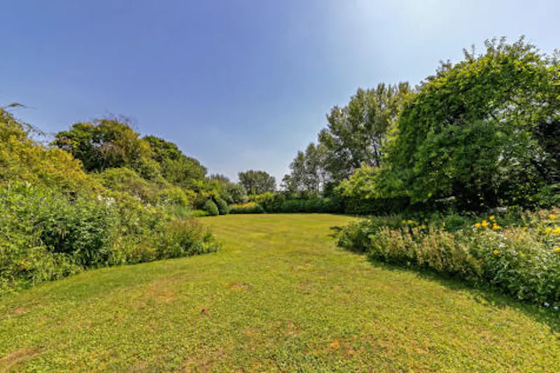 Garden at The Dower House, Aylesbury, C165 (photo 27)
