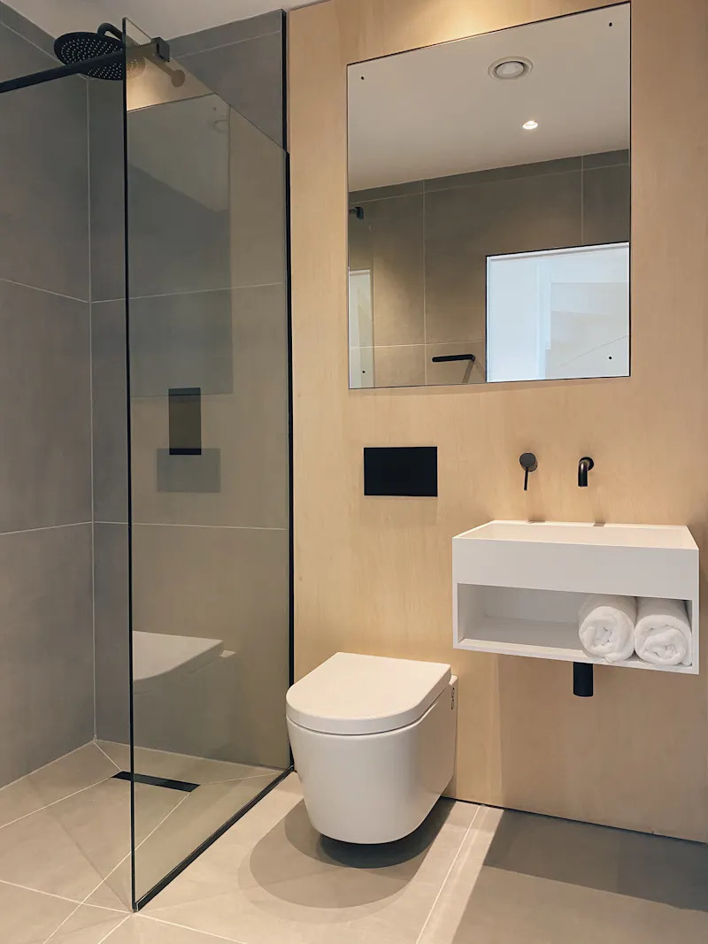 Bathroom at Sustainable Leeds house, K455 (photo 28)