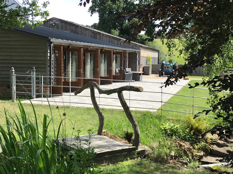 Benenden threshing barn venue, L715 (photo 20)