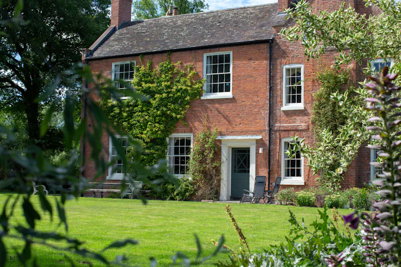 Garden at Stylish Shropshire manor house, A1536 (photo 59)