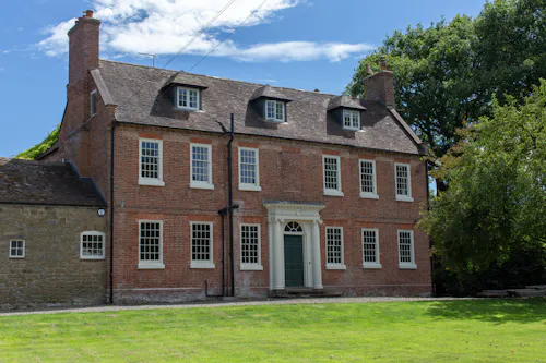 Stylish Shropshire manor house, A1536