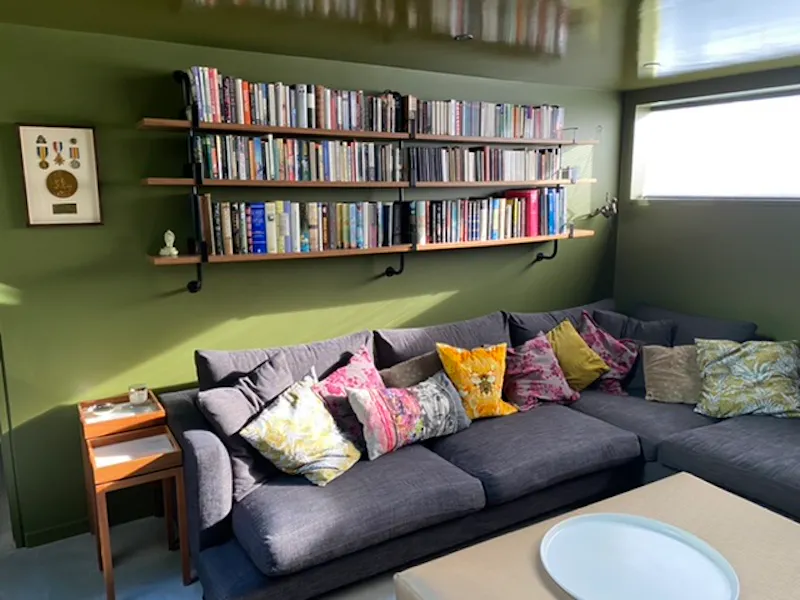 Living Room at 1930's refurb in Belsize Park, D2481 (photo 5)