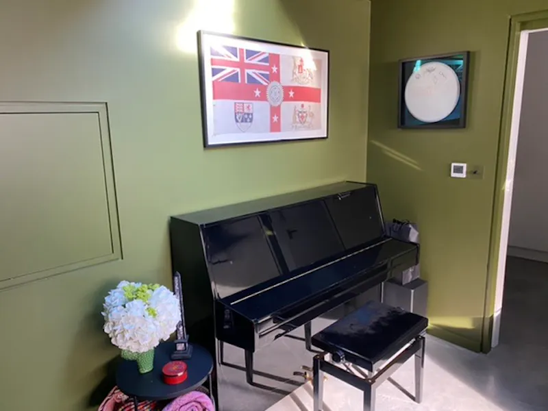 Piano at 1930's refurb in Belsize Park, D2481 (photo 4)
