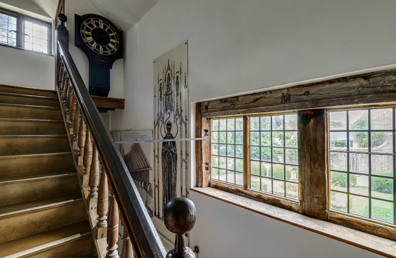 Staircase at Historic Lewes hall-house, M342 (photo 11)