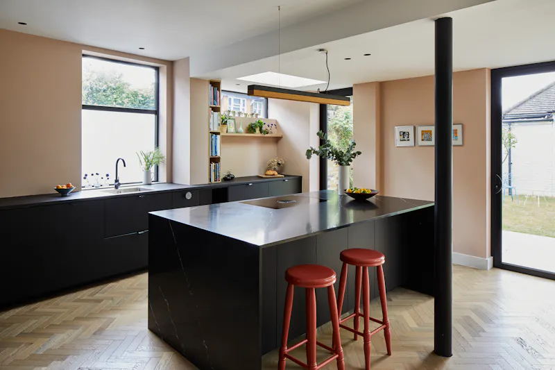 Kitchen at On-trend Wandsworth house, D2469 (photo 10)