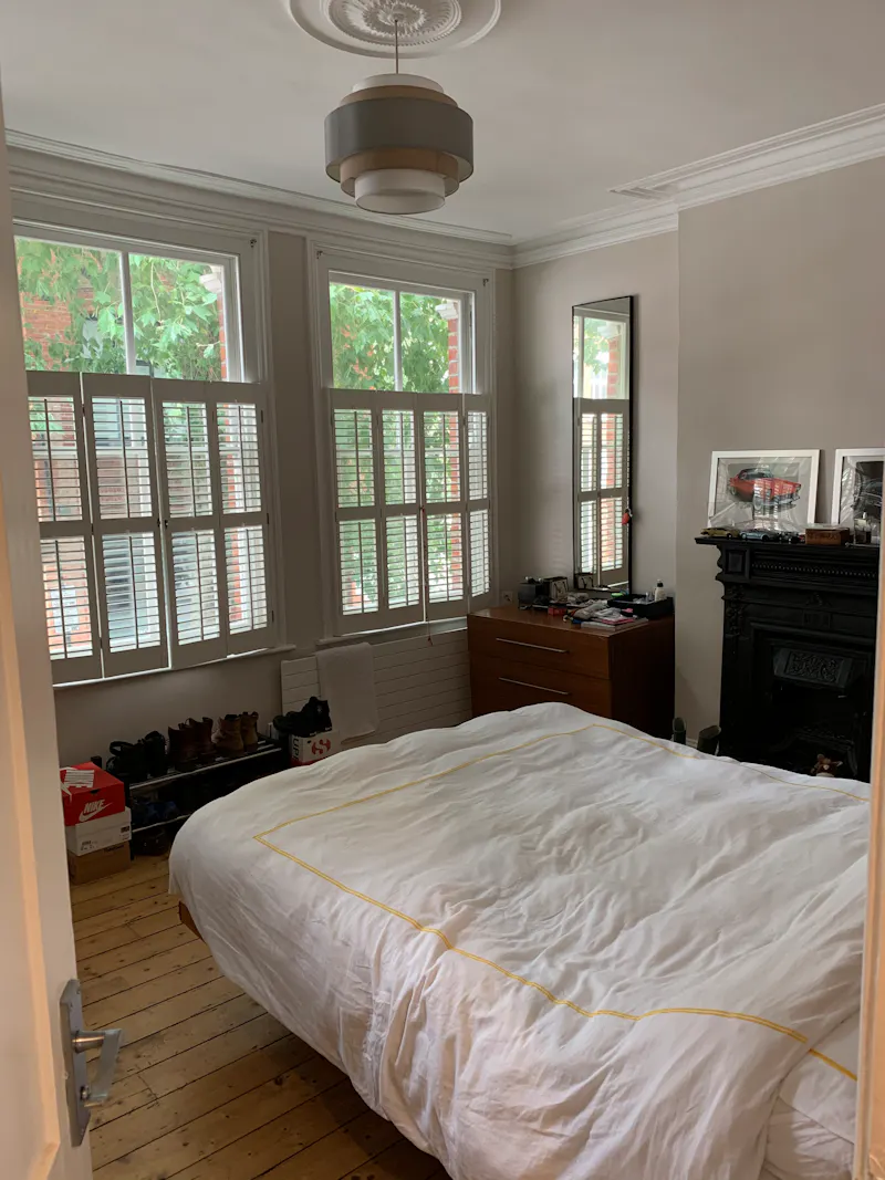 Bedroom at Victorian townhouse Islington, B1925 (photo 8)
