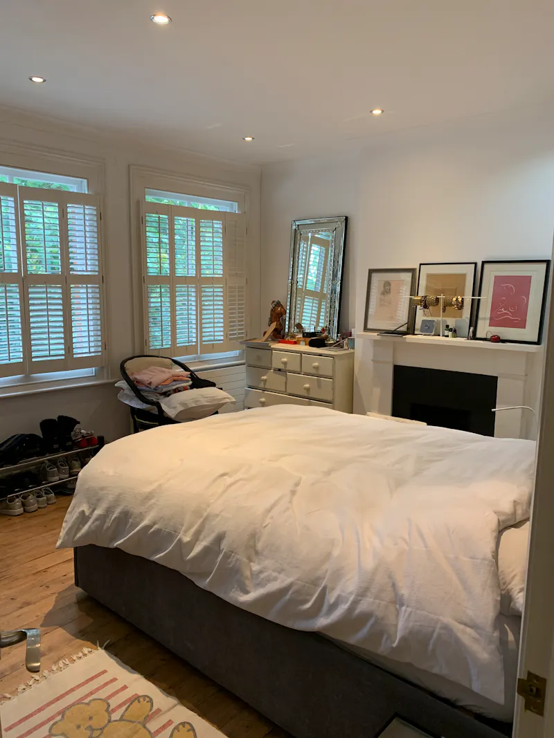 Bedroom at Victorian townhouse Islington, B1925 (photo 7)