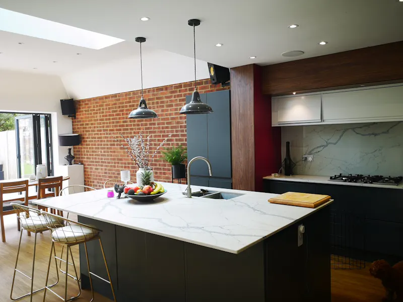 Modern semi in Weybridge , D2530 (photo 5)