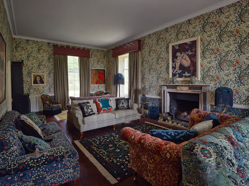 Drawing room at Cornish castle and gardens, G307 (photo 3)