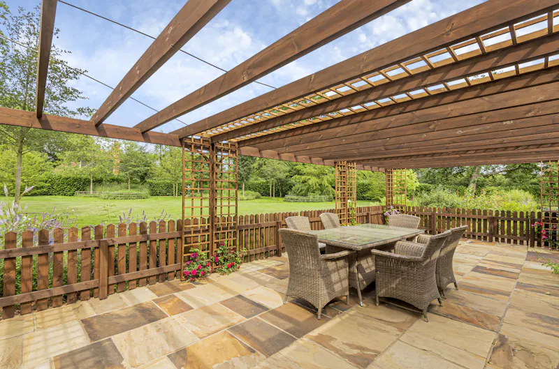 Terrace/Patio at Luxurious Berkhamsted mansion, A1533 (photo 38)