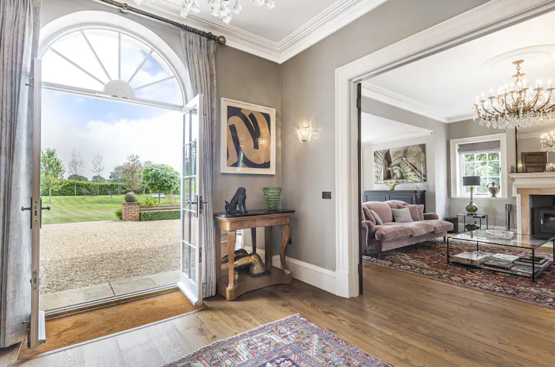 Luxurious Berkhamsted mansion, A1533 (photo 4)