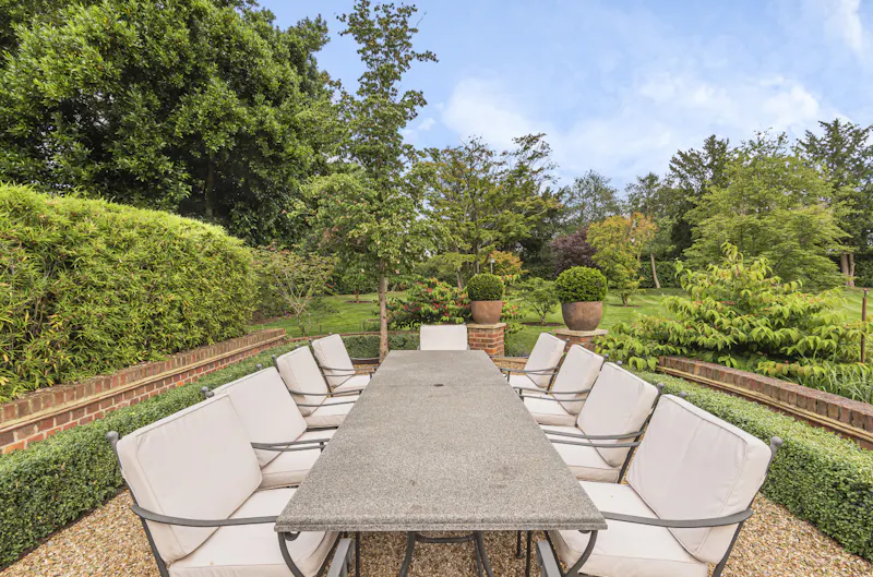 Luxurious Berkhamsted mansion, A1533 (photo 43)