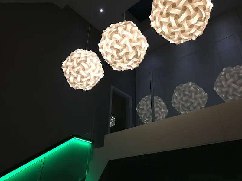 Stylish modern Alton house, D2381 (photo 20)