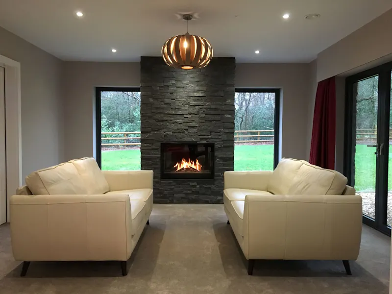 Sitting room at Stylish modern Alton house, D2381 (photo 3)