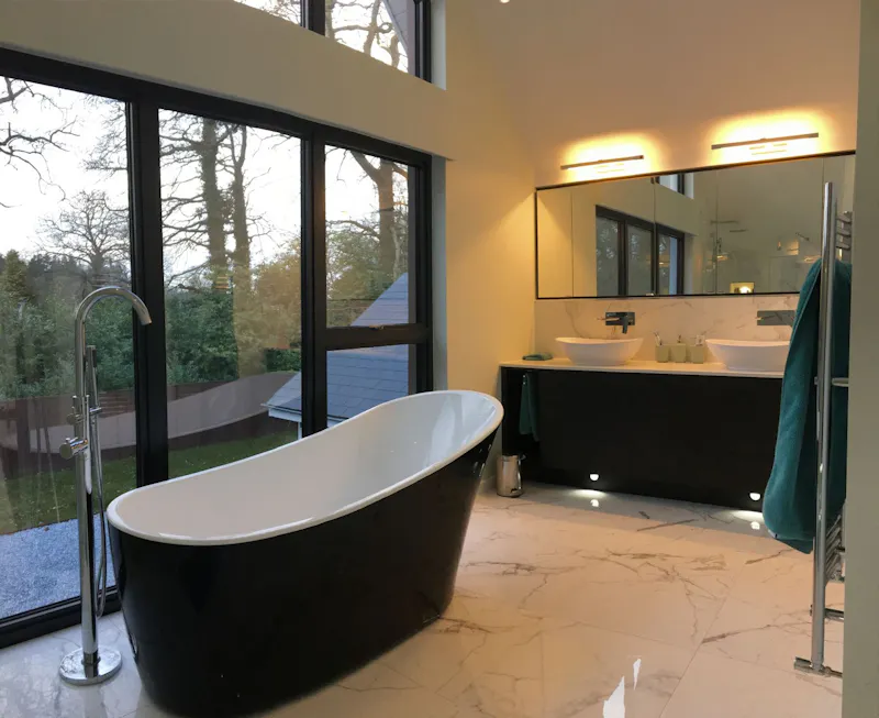 Bath - rolltop at Stylish modern Alton house, D2381 (photo 12)
