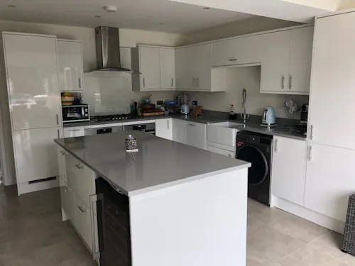 Bungalow in Shoreham-by-Sea, D2578