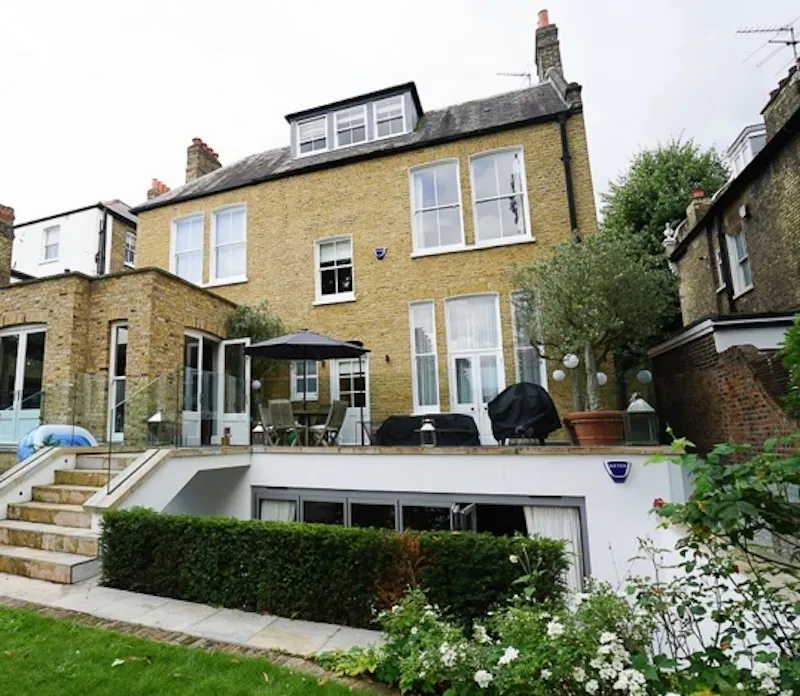 Smart Clapham family house, B1894 (photo 61)