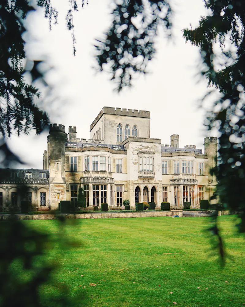 Neo-Gothic Berkhamsted estate, G314 (photo 15)