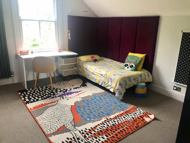 Bedroom at Camberwell family house, B1897 (photo 24)