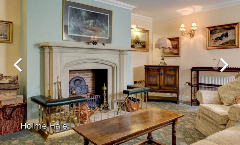Sitting room at Gothic country house Norfolk, G99 (photo 4)