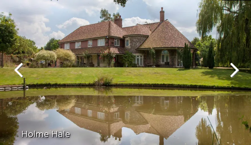 Lake at Gothic country house Norfolk, G99 (photo 16)