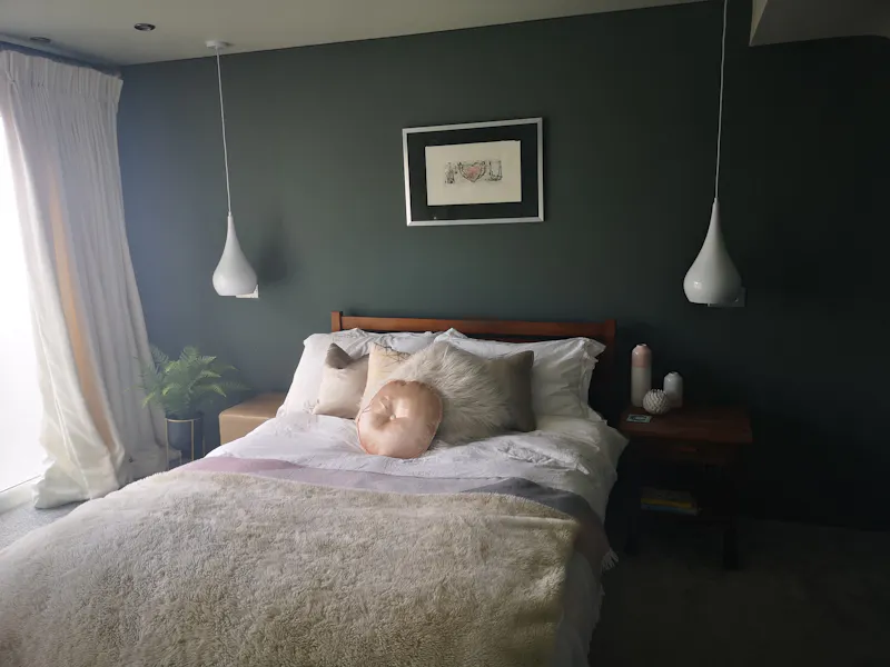 Bedroom at Modern semi in Weybridge , D2530 (photo 10)