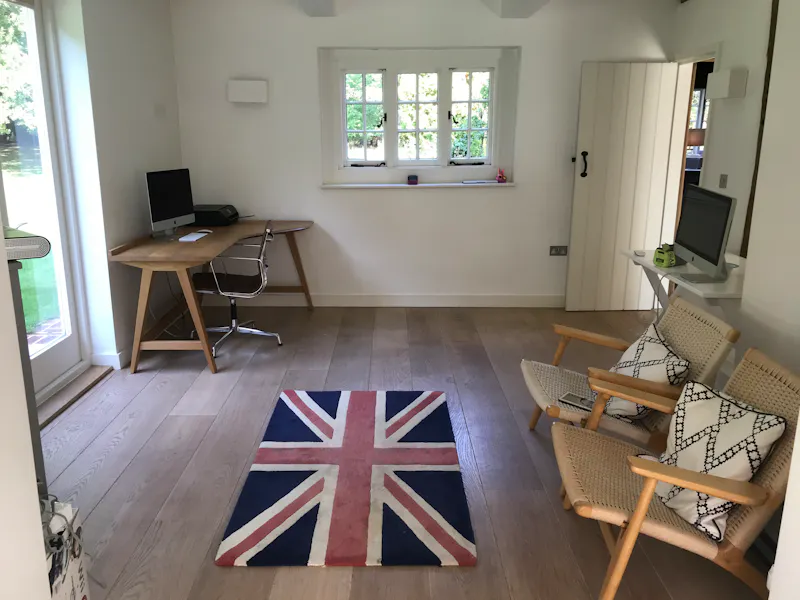 Study at Tudor-style Chobham farmhouse, F901 (photo 28)