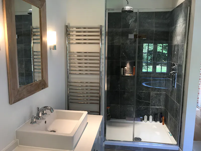 Bathroom at Tudor-style Chobham farmhouse, F901 (photo 22)