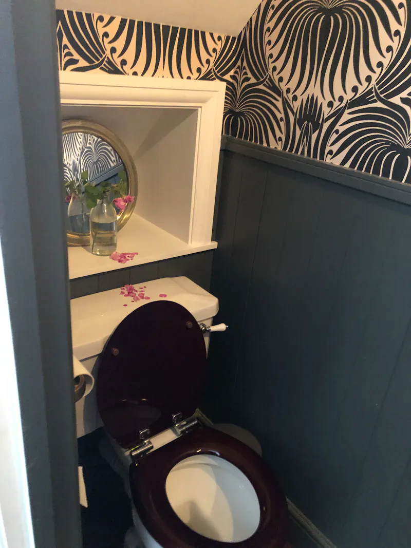 Bathroom at Modern Kensal Rise home, D2486 (photo 32)