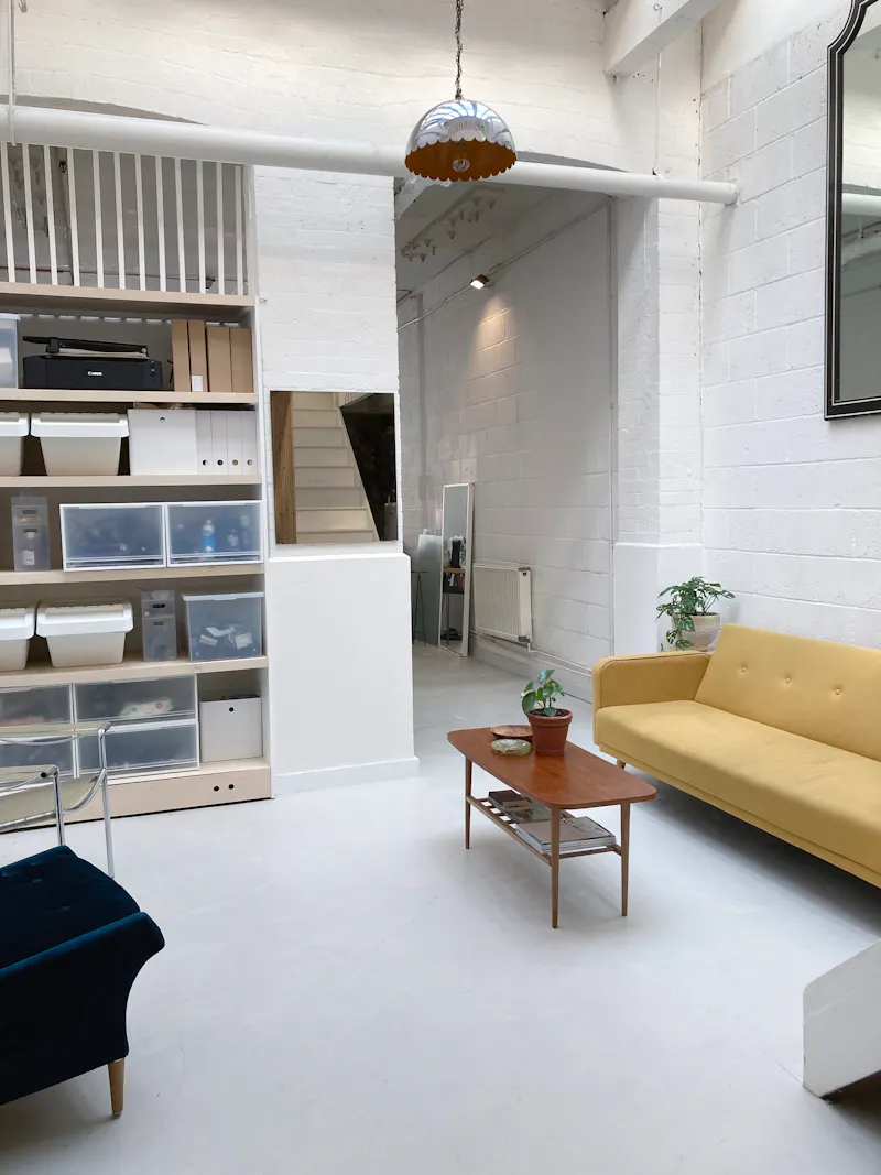Living Room at Walthamstow live/work studio, N482 (photo 6)