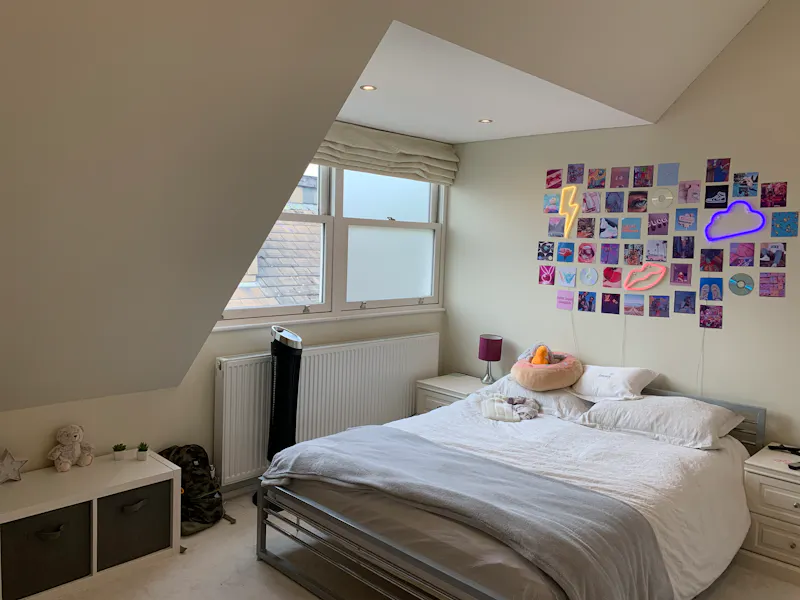 Bedroom at Muswell Hill family house, E478 (photo 37)
