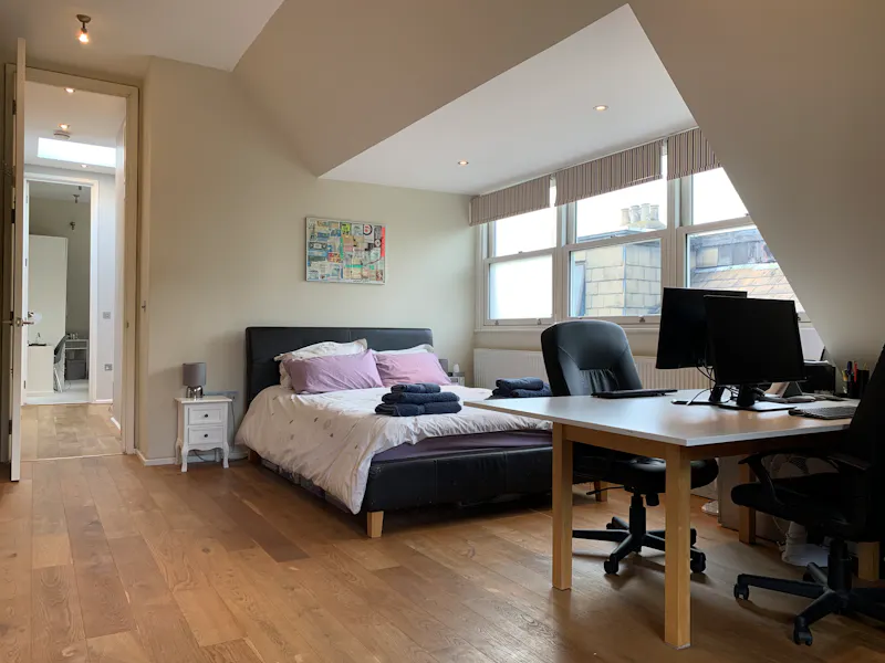 Bedroom at Muswell Hill family house, E478 (photo 48)