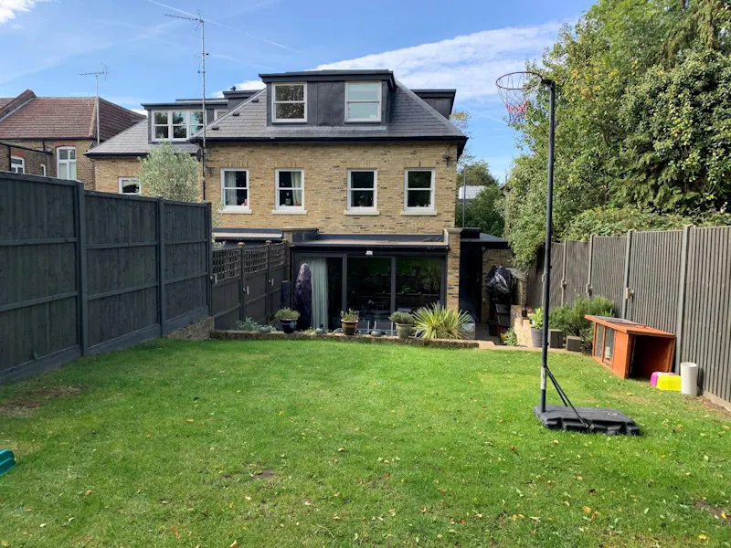 Garden at Muswell Hill family house, E478 (photo 68)