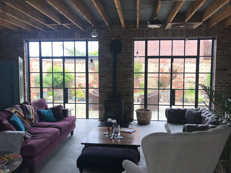 Crittall windows at New York-style Chichester loft , F1201 (photo 10)