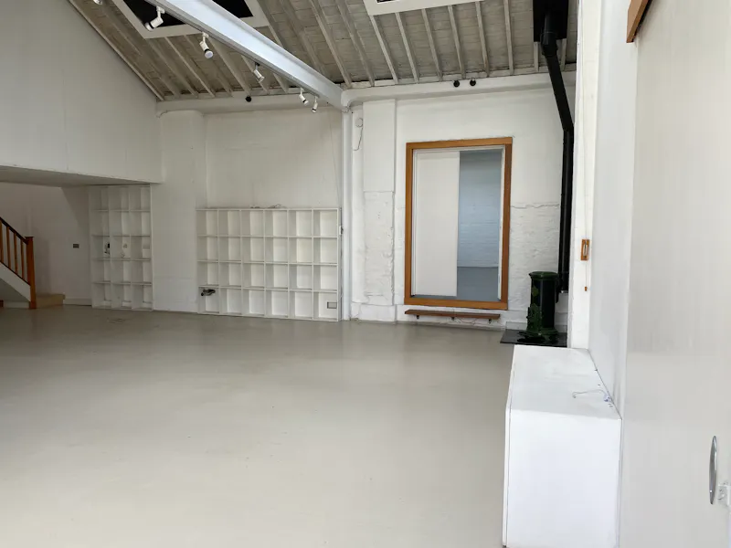 Vacant Warehouse Studio , N491 (photo 11)