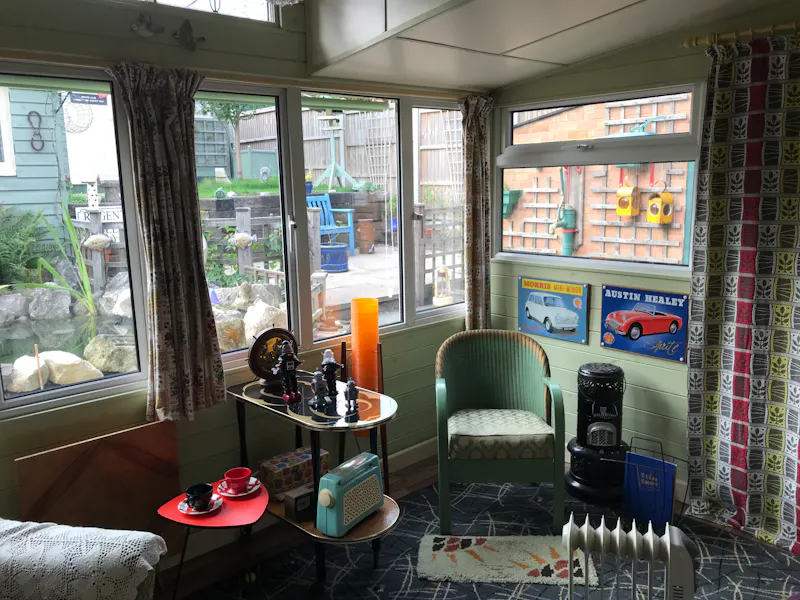 Authentic 50s Welwyn house, D2208 (photo 16)