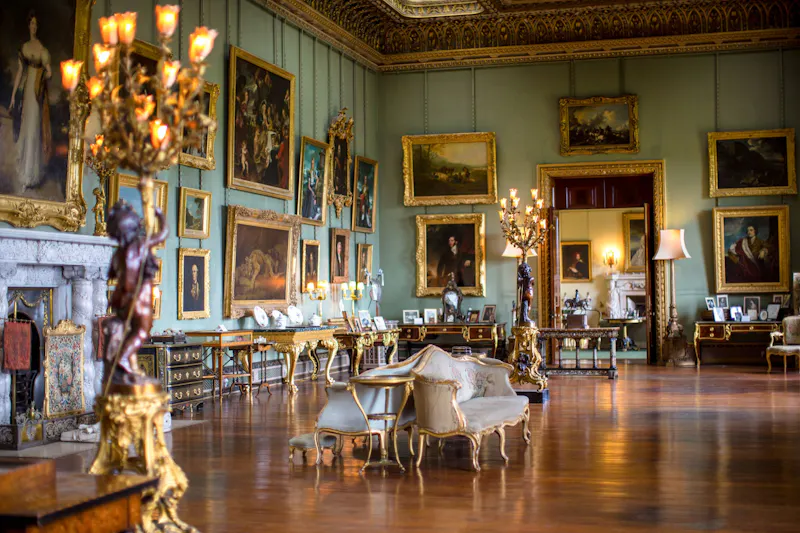 Drawing room at Hampshire stately and Estate, A1537 (photo 5)