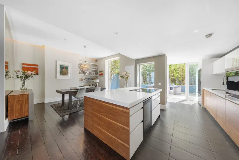 Kitchen island at Stylish Victorian Brixton house, B1899 (photo 2)