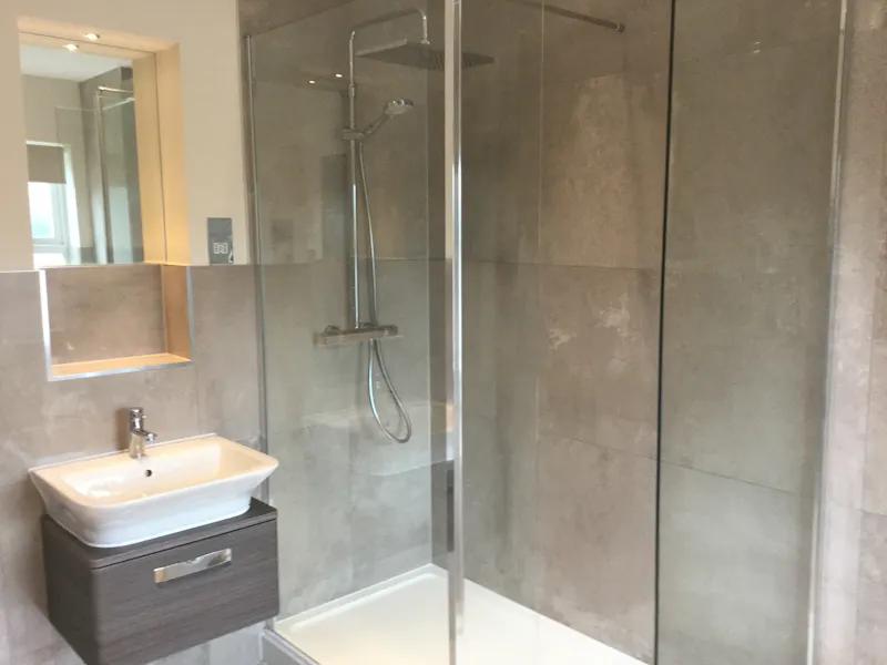 Bathroom at Modern flat in Rickmansworth, F1164 (photo 19)