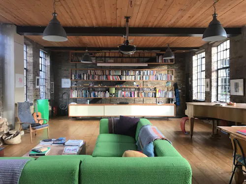 Classic Hoxton loft apartment, F900
