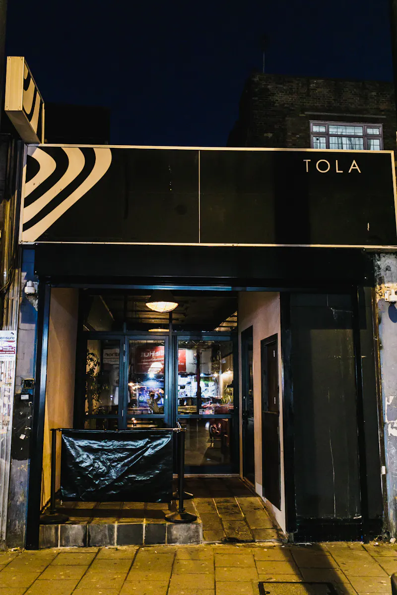 Peckham nightclub bar , R845 (photo 10)