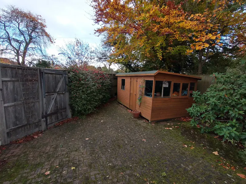 Shed at Edwardian Farnham family house, E480 (photo 15)