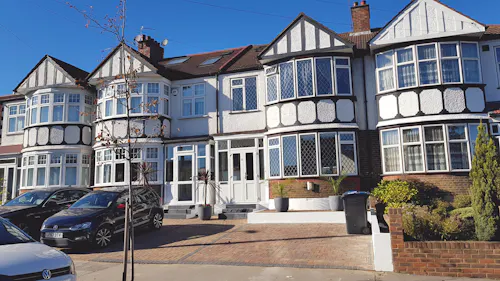 Modern Crystal Palace Home, D2503